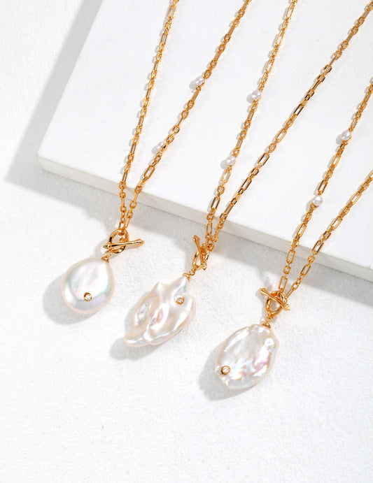 baroque_pearl_necklace