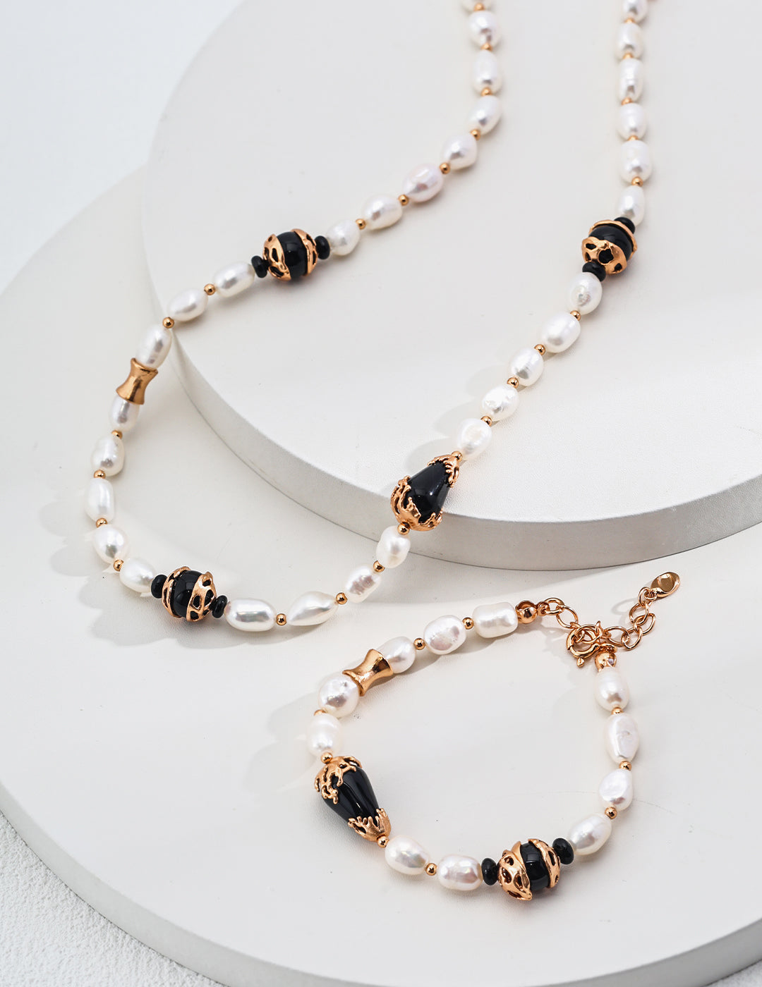 18K Gold S925 Silver - Noir Elegance Pearl Black Onyx Bracelet & Necklace Set